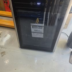 Frigidaire Mini Fridge