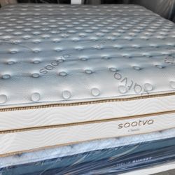 Saatva Classic Mattress King Size 14.5" Firm Bed