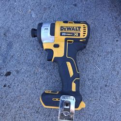 DeWalt 20V max XR