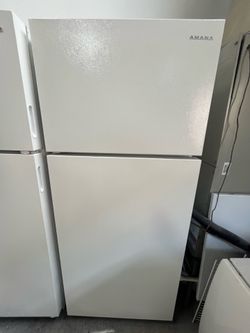 Refrigerator Amana 28”
