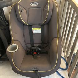 Graco Car seat 