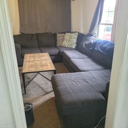 3 Peice Sectional Couch 