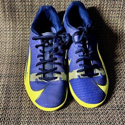 Kids Nike Indoor Soccer Shoes