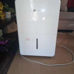 Dehumidifier 