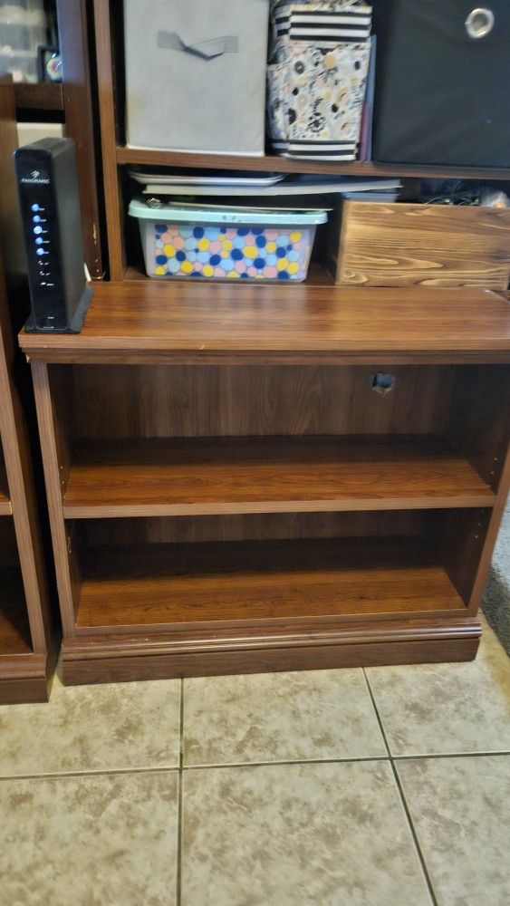 Wooden Bookshelf