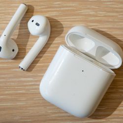 Apple Airpods 2 Gen