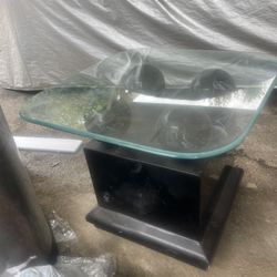 Tempered Glass Modern End Table / Nightstand 
