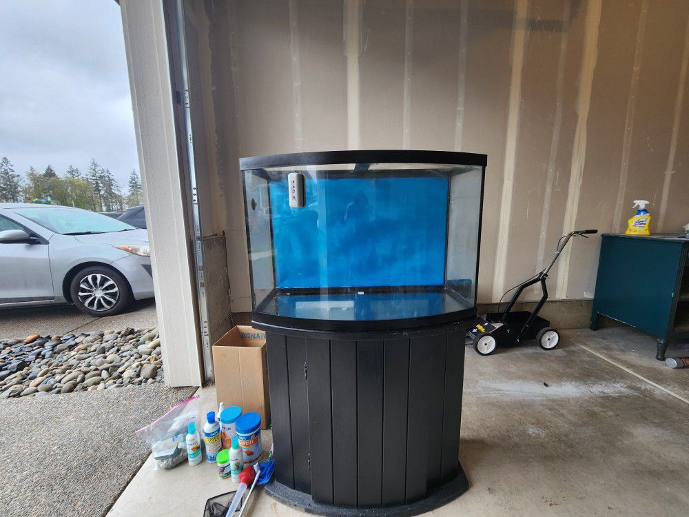 Fish Tank 35 Gallon W/ Stand, Pump Filter, Heater  And All Accessories 