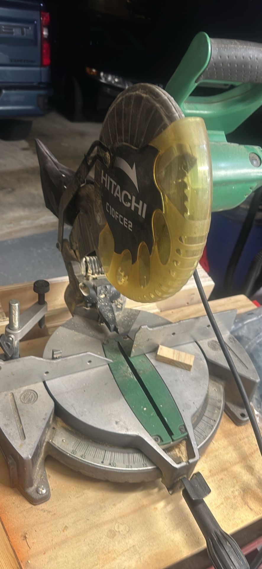 hitachi  10” compound miter saw