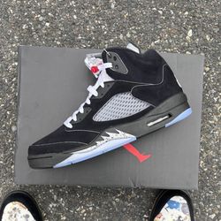 Jordan 5 Metallic Black