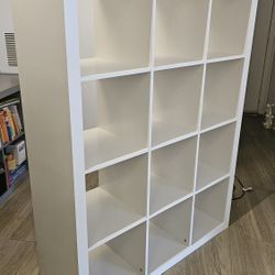 12-Cube Storage Shelf - White