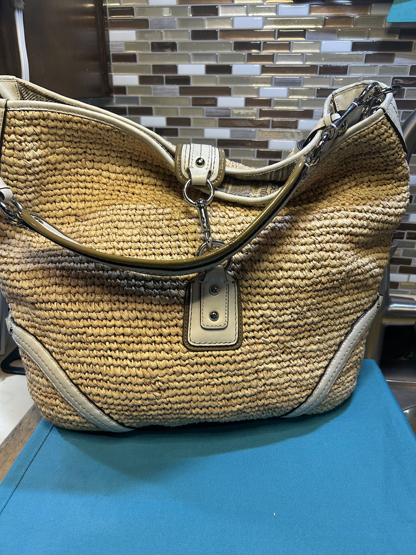 Vintage COACH Purse 22906 Straw Dogleash Hobo Bag Large 17” Perfect for Summer