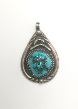 Vintage Southwestern Sterling Silver Turquoise Pendant 12.15MM X 13.35MM 8.1 Grams
