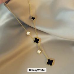 Four clover leaf necklaces 