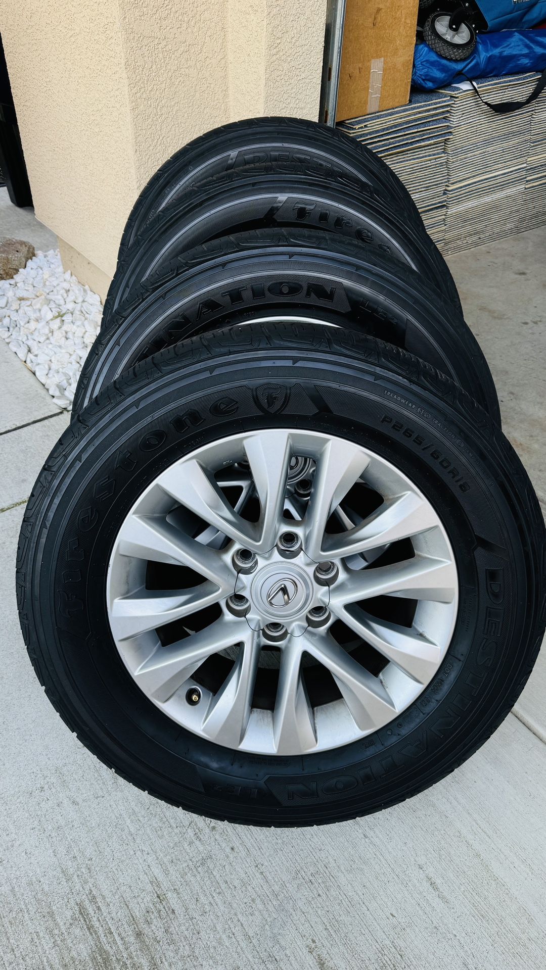 2023 Lexus GX 460 Wheel With P265 R60/R18 Tires