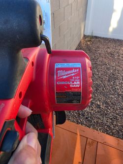 Milwaukee cordless circular saw