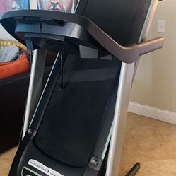 Treadmill 