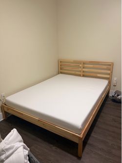 Queen size bed frame and mattress