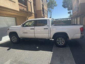 Toyota Tacoma 2017 Tires 265/70/16