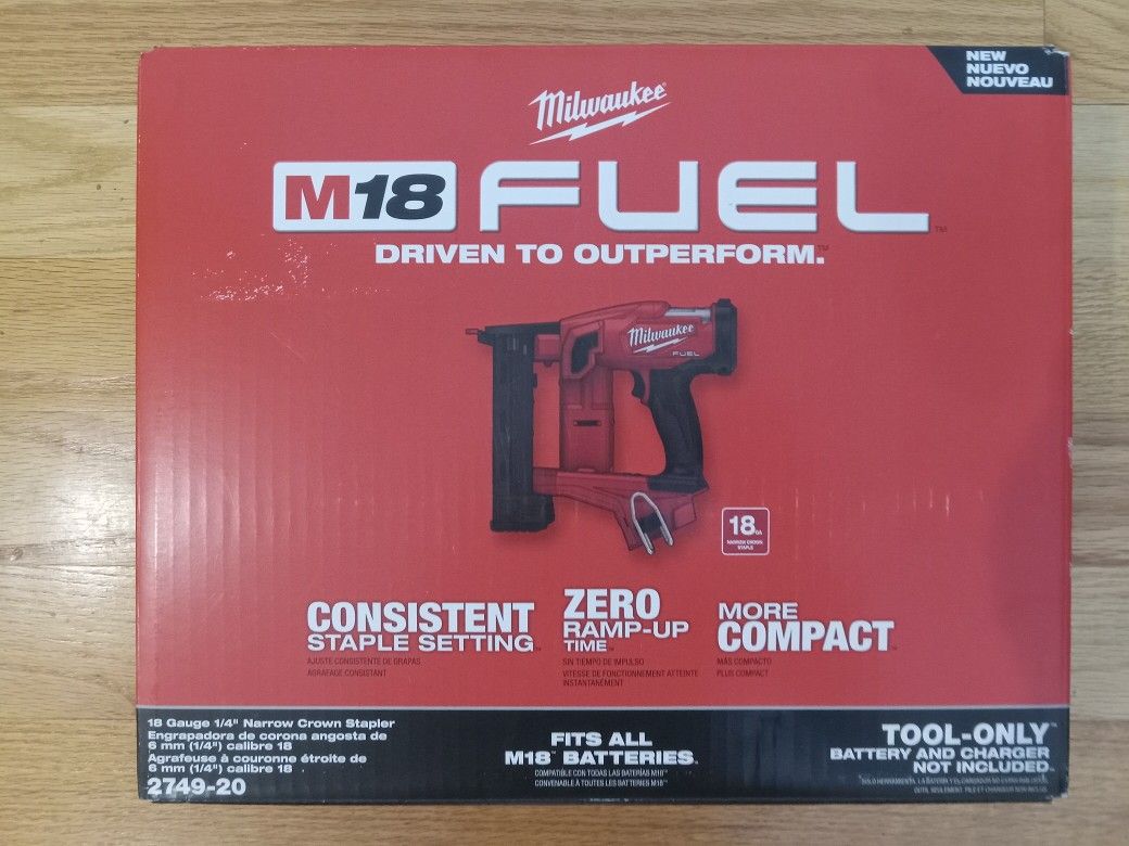 Milwaukee M18 Fuel 1/4" Narrow Crown Stapler