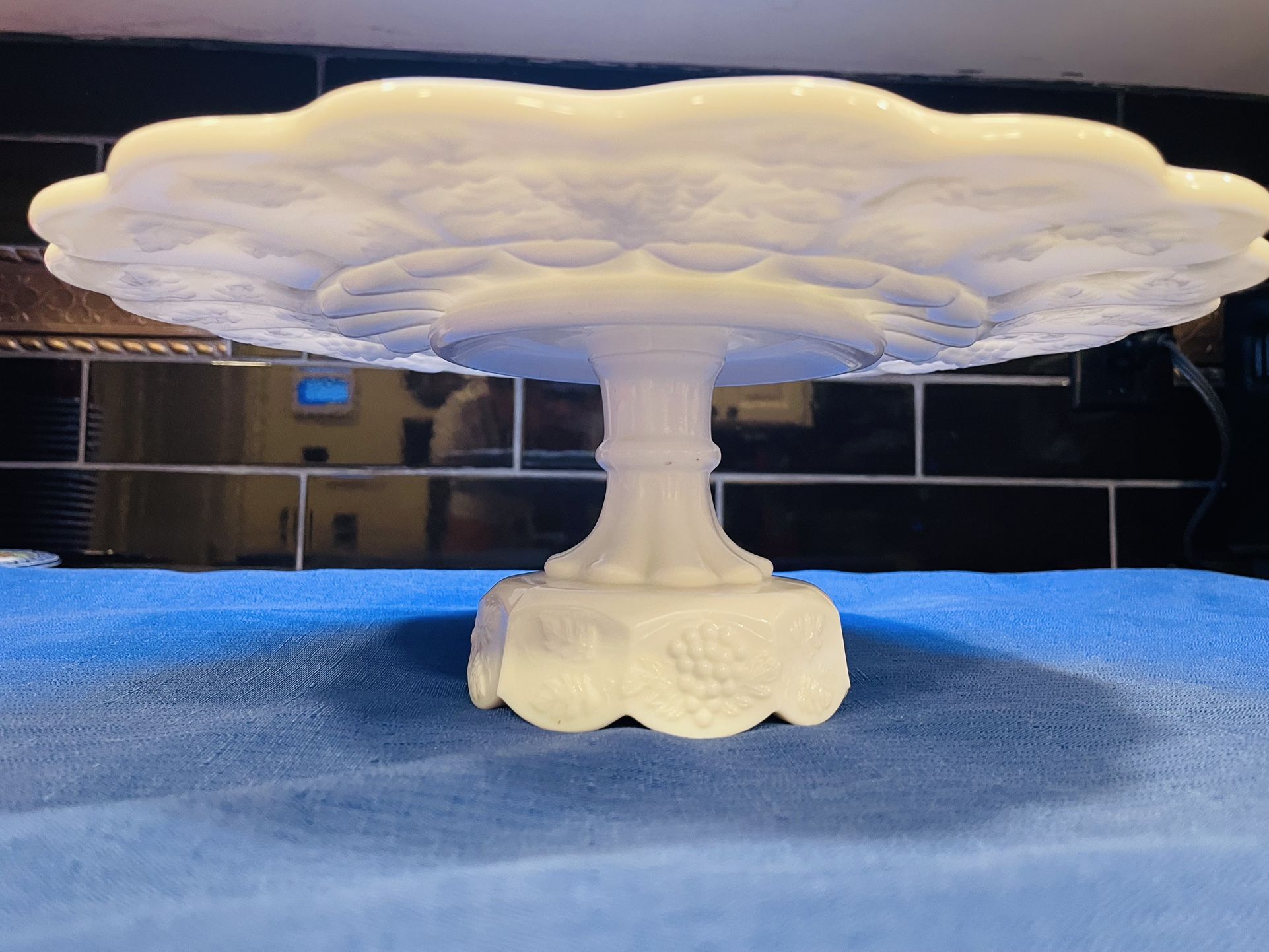 Beautiful Westmoreland Milk Glass Cake Stand 