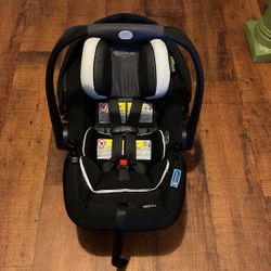 Infant Car Seat (4-35 Pounds ) 