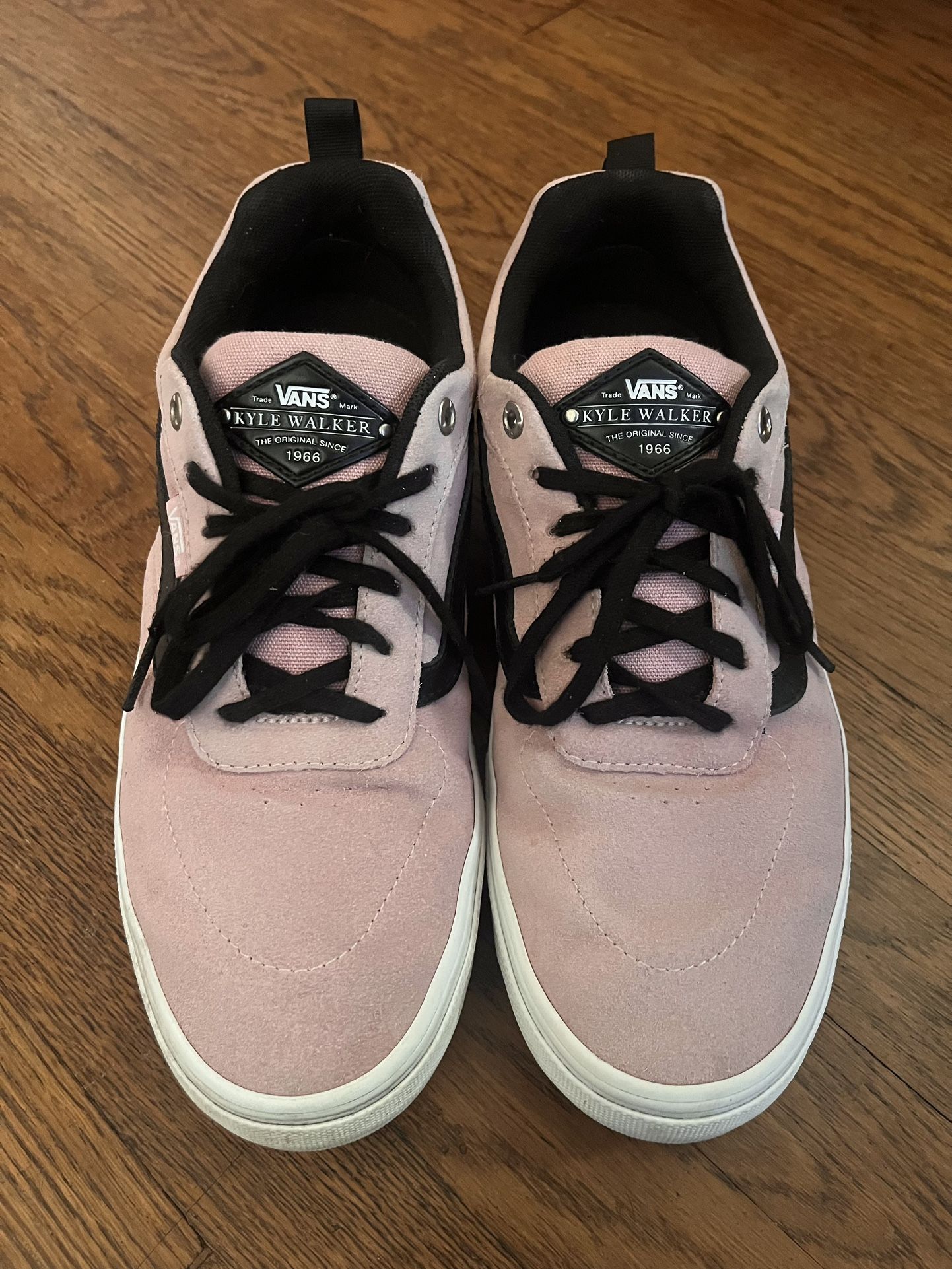 VANS KYLE WALKER SUEDE SHOES