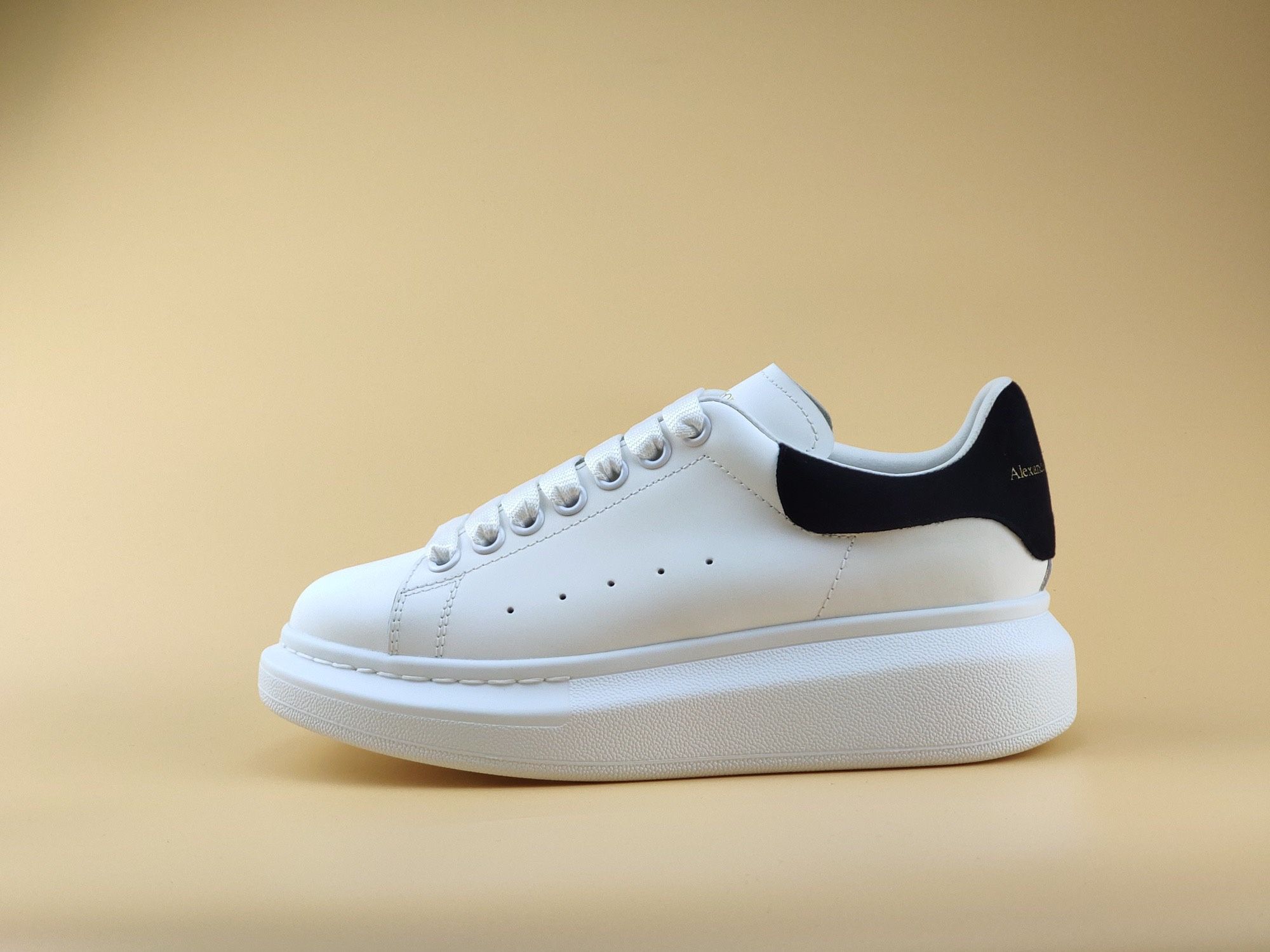 Alexander McQueen Men's Oversized Sneaker in White/Black