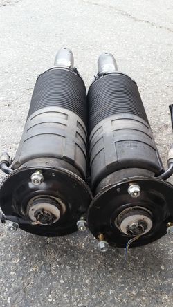 2001/2007 Mercedes Benz front struts