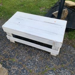 White Coffee Table!! ONLY $50!!