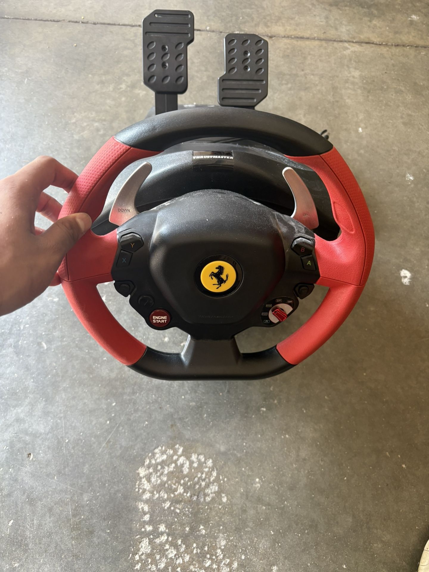 Thrust Master Ferrari 458 Spider Racing Wheel Xbox