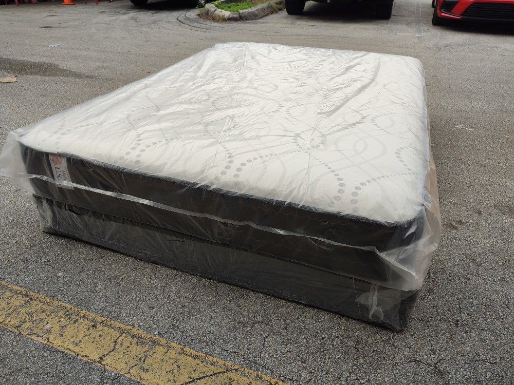 NEW MATTRESS FULL SIZE PLUSH WITH BOX SPRING