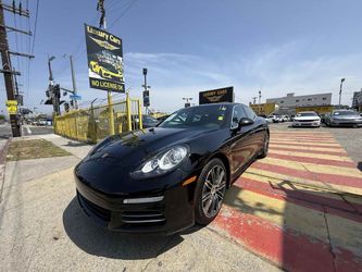 2016 Porsche Panamera