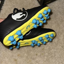 Soccer Cleats Kids  11