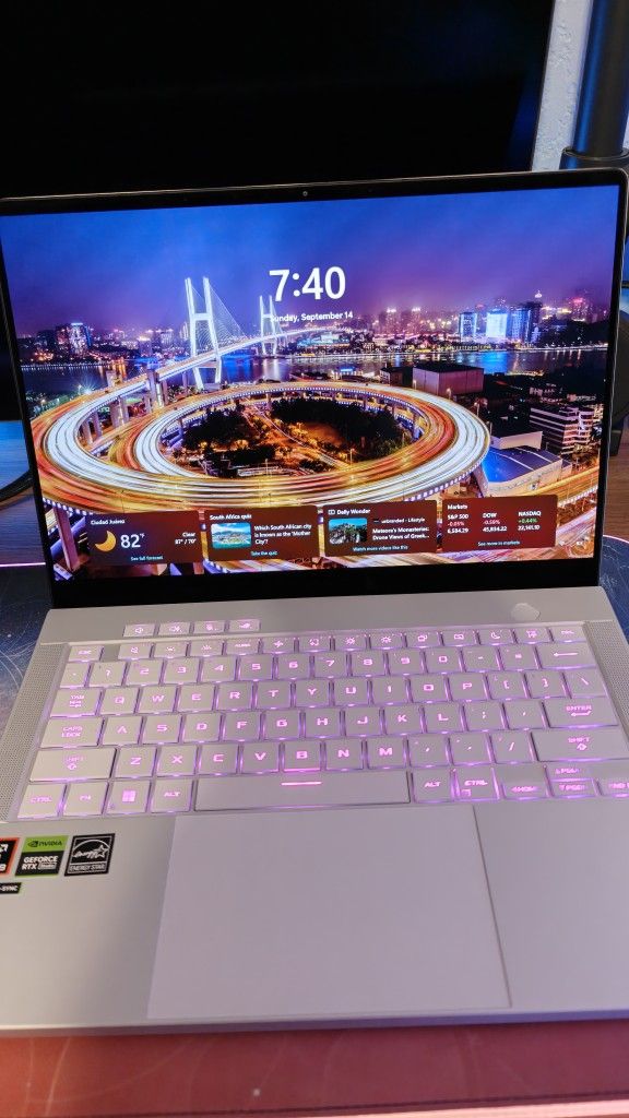 ROG Zephyrus G14 14" OLED 3K 120Hz