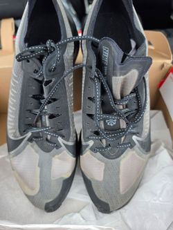🔥 🔥 🔥 Gently Used Nike Zoom Gravity Size 11.5M