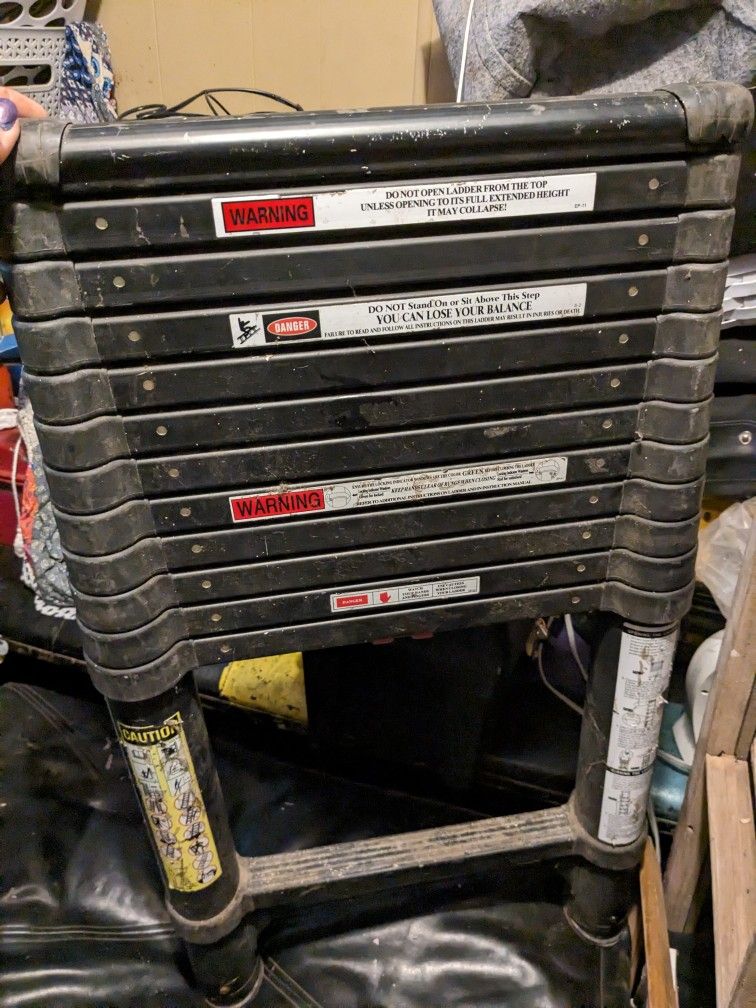 Retractable Ladder