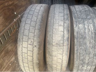 8 11r24.5 used drives