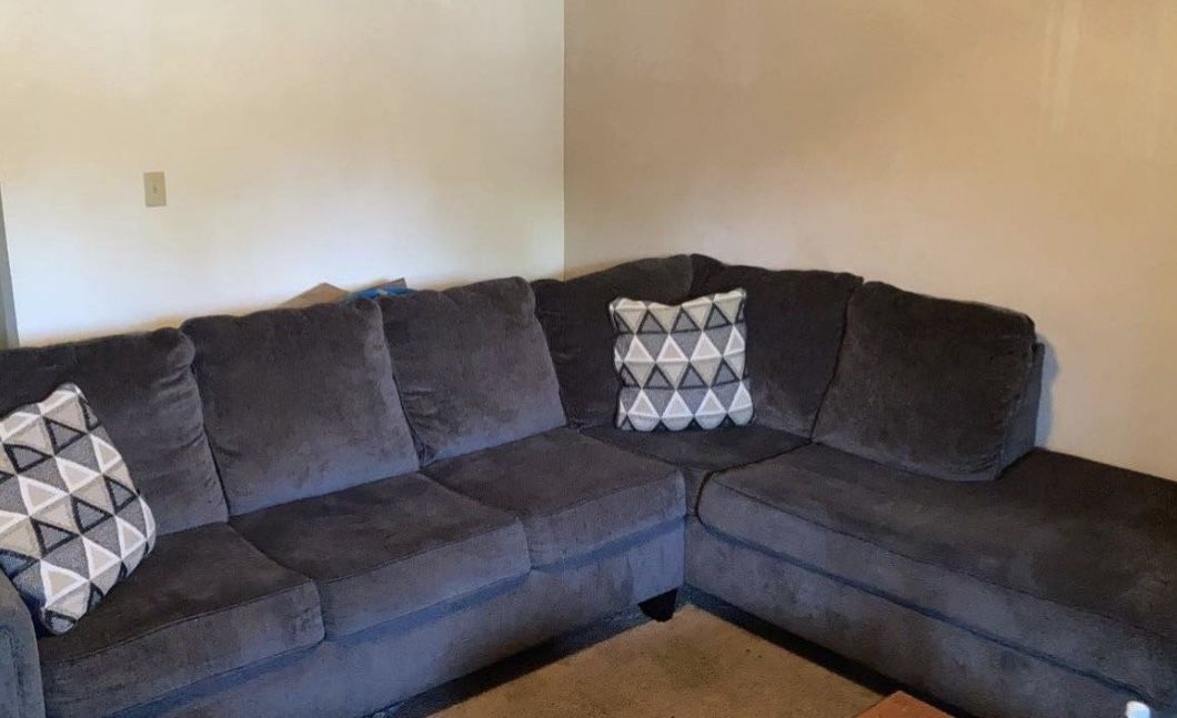 Dark Long Gray Couch - Clean And Non Smoking Home