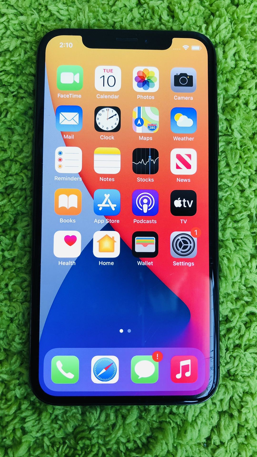 Apple iPhone X Factory Unlocked For Out Of USA