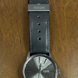 Nixon Watch
