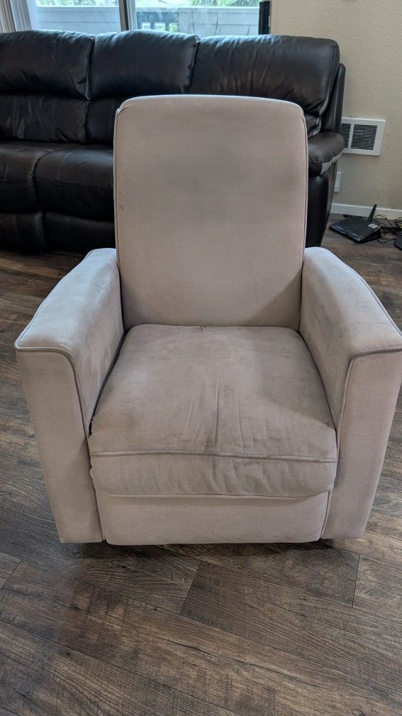 Rocking Chair ($10 Or Best Offer)