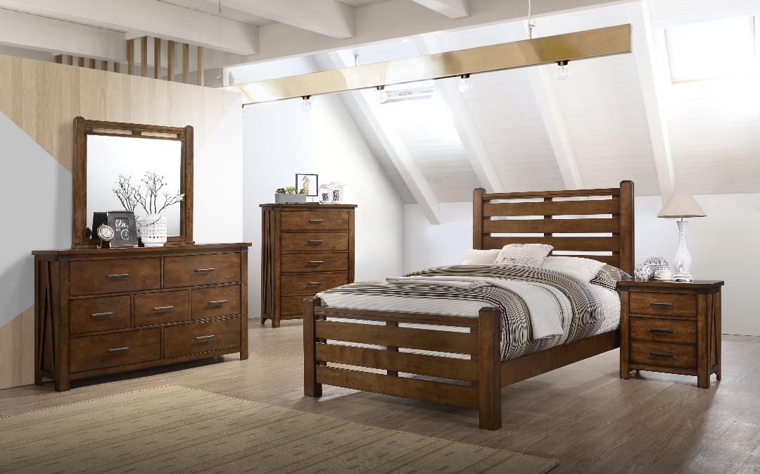 Brand New Solid Wood Bedroom Set!