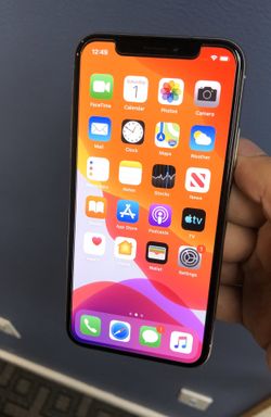 iPhone X 64GB Factory Unlocked-Silver