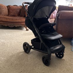 Nuna Stroller and Car seat 