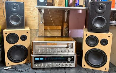 Two Silver face pioneer receivers with speakers