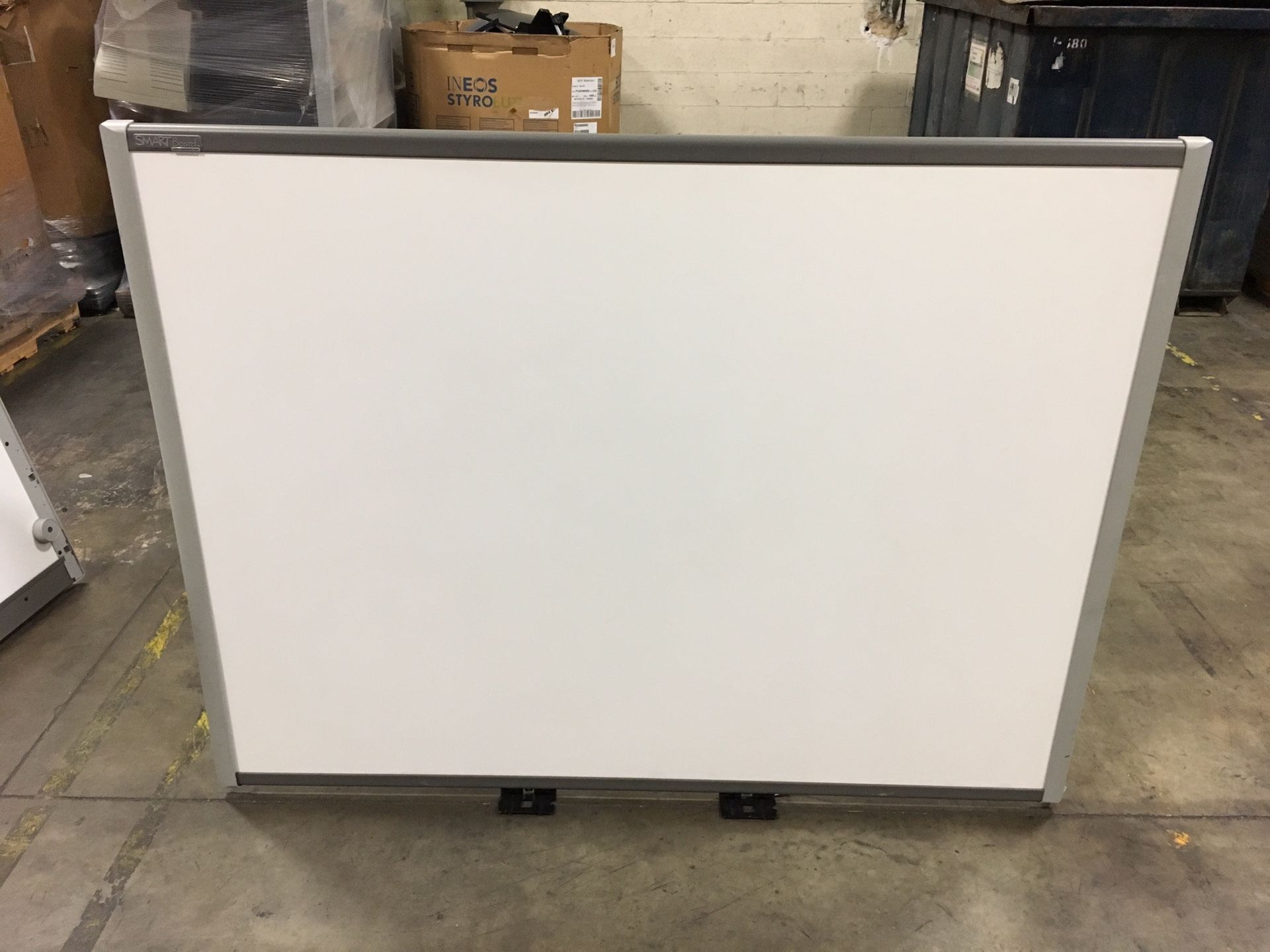 SMART Board SB680