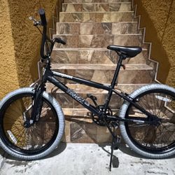 Mongoose Index 1.0 20” BMX Bicycle 