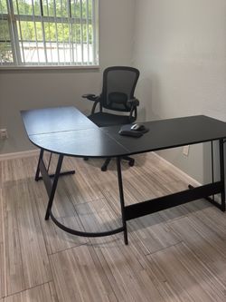 L shaped desk and chair
