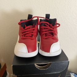 Jordan 12’s Size 6c